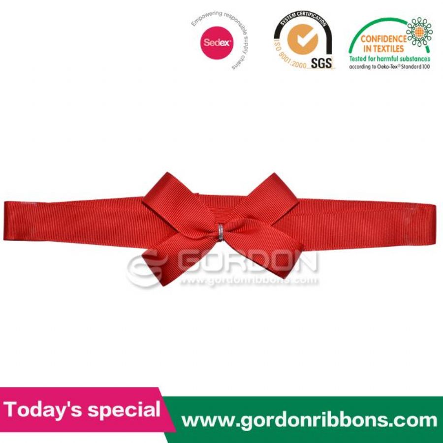 Ribbon Gift Wrapping