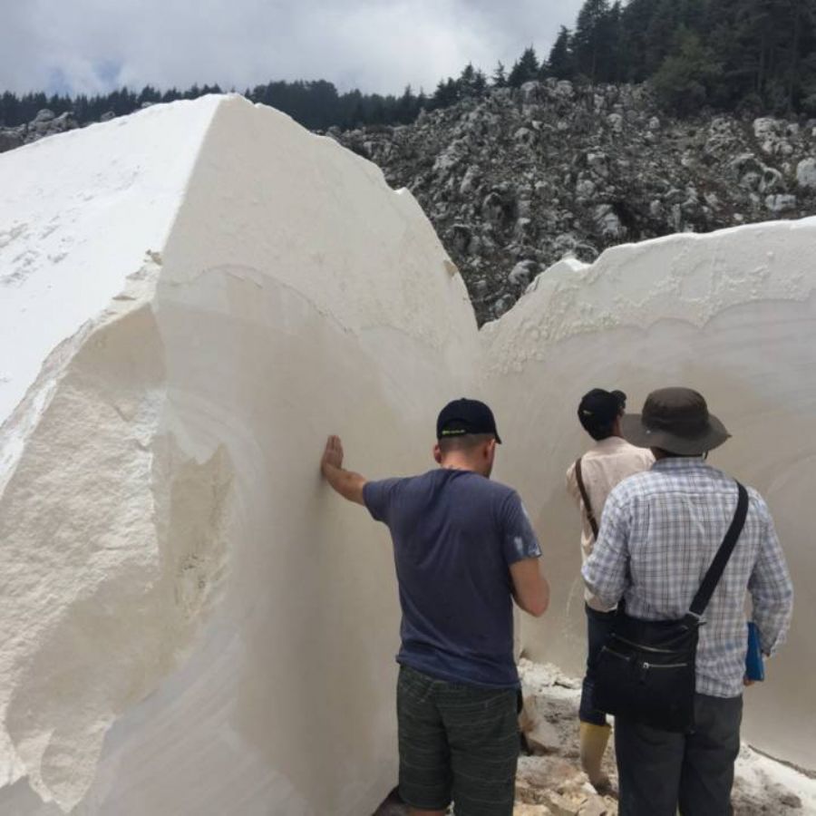 White Limestone Bloc